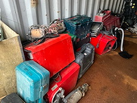 Zeecontainer met gereedschap - afbeelding 26 van  28