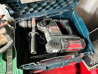 Zeecontainer met gereedschap - afbeelding 27 van  28