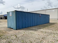 Zeecontainer met hout - afbeelding 5 van  11
