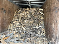 Zeecontainer met hout - afbeelding 10 van  11