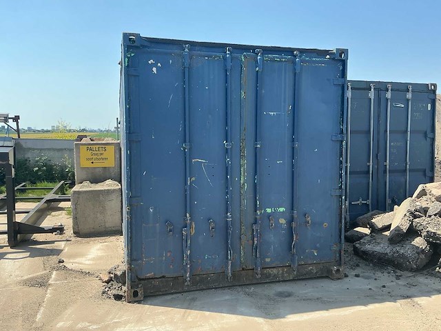 Zeecontainer met ingebouwde keet - afbeelding 18 van  22