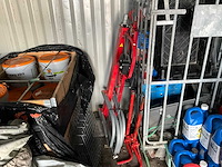 Zeecontainer met inhoud - afbeelding 3 van  31