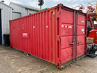 Zeecontainer met inhoud - afbeelding 1 van  31