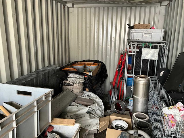 Zeecontainer met inhoud - afbeelding 30 van  31