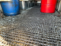 Zeecontainer met inhoud - afbeelding 8 van  8