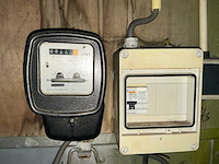 Zeecontainer met kabelopname. - afbeelding 3 van  4