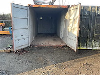 Zeecontainer rood 20ft - afbeelding 4 van  8