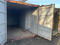 Zeecontainer rood 20ft - afbeelding 3 van  5