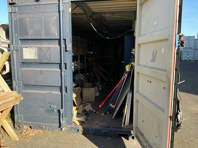 Zeecontainer - afbeelding 12 van  37