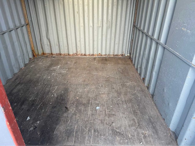 Zeecontainer - afbeelding 8 van  9