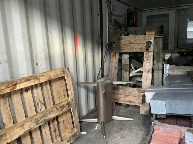 Zeecontainer - afbeelding 7 van  10