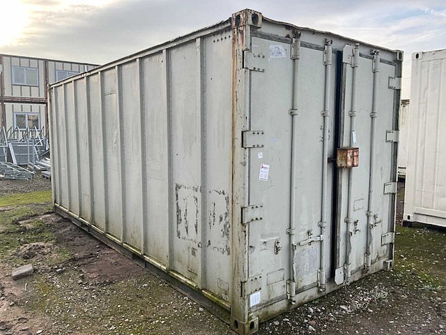 Zeecontainer - afbeelding 5 van  11