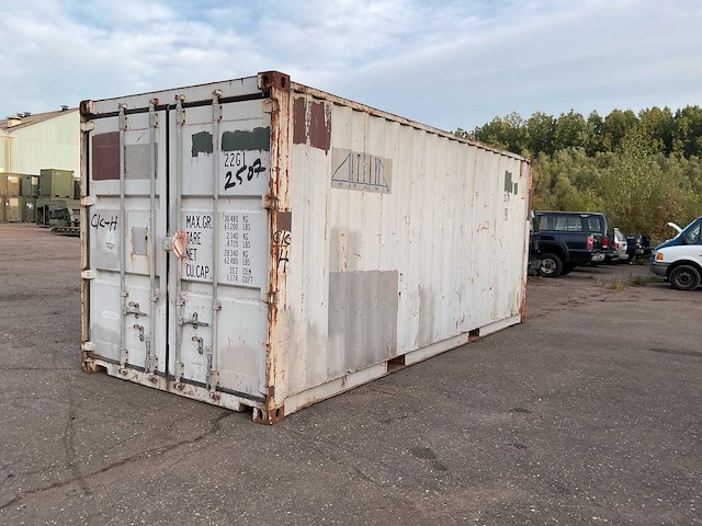 Zeecontainer - afbeelding 1 van  7