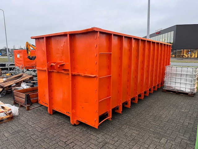 Zeecontainer - afbeelding 1 van  9