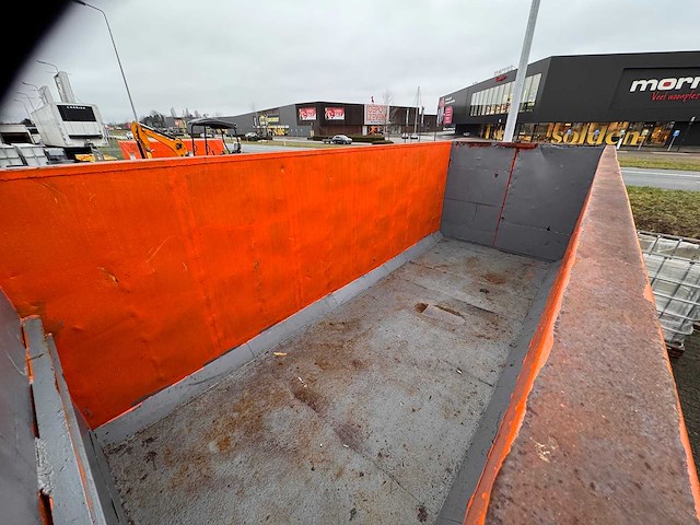 Zeecontainer - afbeelding 8 van  9