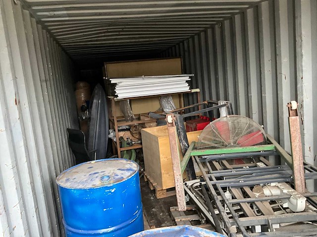 Zeecontainer - afbeelding 5 van  5