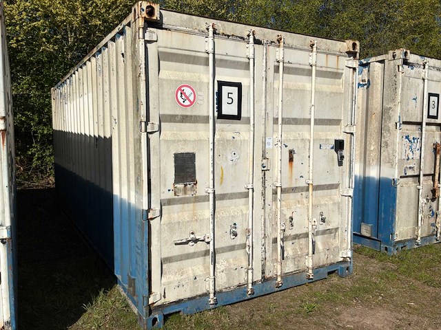 Zeecontainer - afbeelding 2 van  8