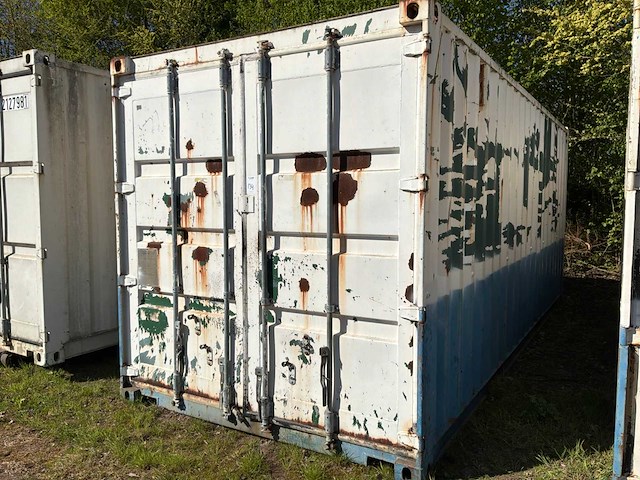 Zeecontainer - afbeelding 2 van  9