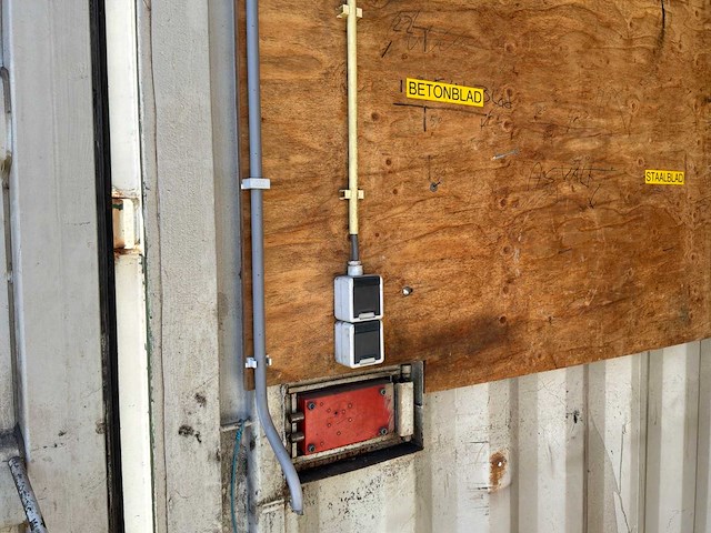 Zeecontainer - afbeelding 7 van  9