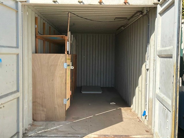 Zeecontainer - afbeelding 3 van  5