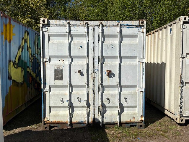 Zeecontainer - afbeelding 2 van  2