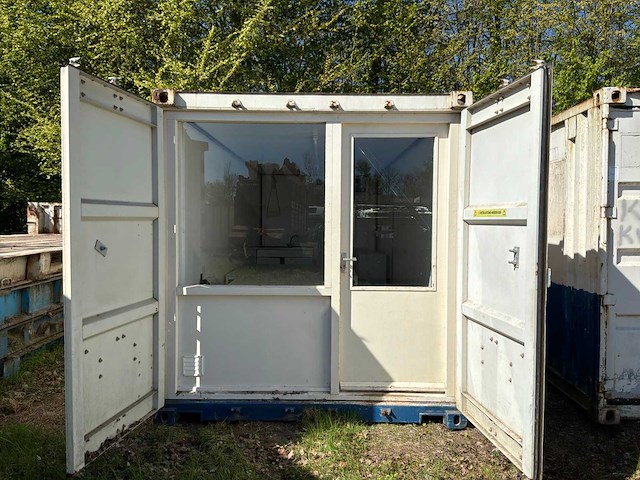 Zeecontainer - afbeelding 6 van  11