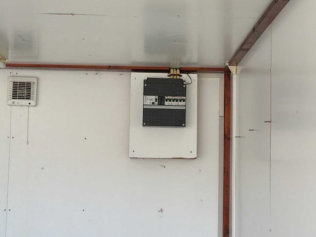 Zeecontainer - afbeelding 9 van  11