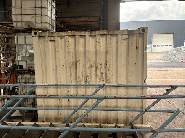 Zeecontainer - afbeelding 3 van  6
