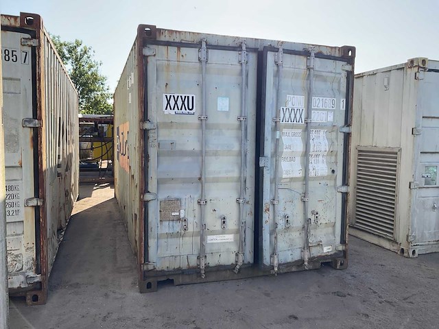 Zeecontainer - afbeelding 2 van  7
