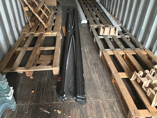 Zeecontainer - afbeelding 4 van  7