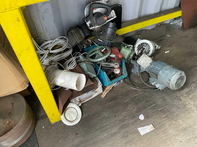 Zeecontainer - afbeelding 23 van  23