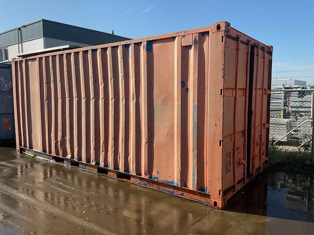 Zeecontainer - afbeelding 1 van  5