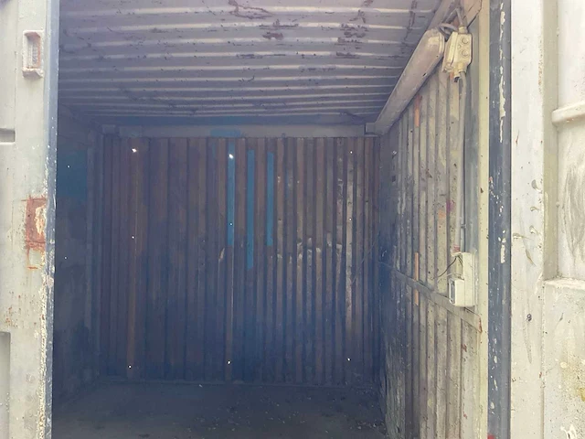 Zeecontainer - afbeelding 6 van  8
