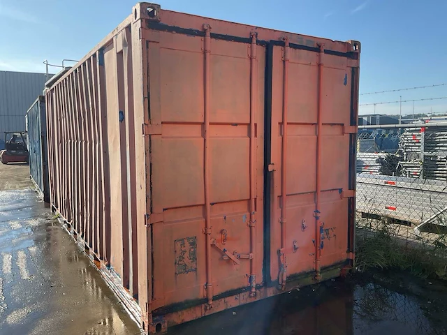 Zeecontainer - afbeelding 5 van  5