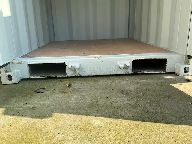 Zeecontainer - afbeelding 5 van  5