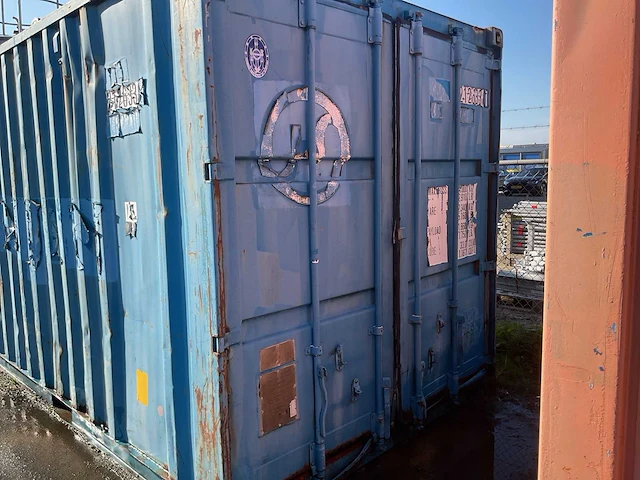 Zeecontainer - afbeelding 5 van  5