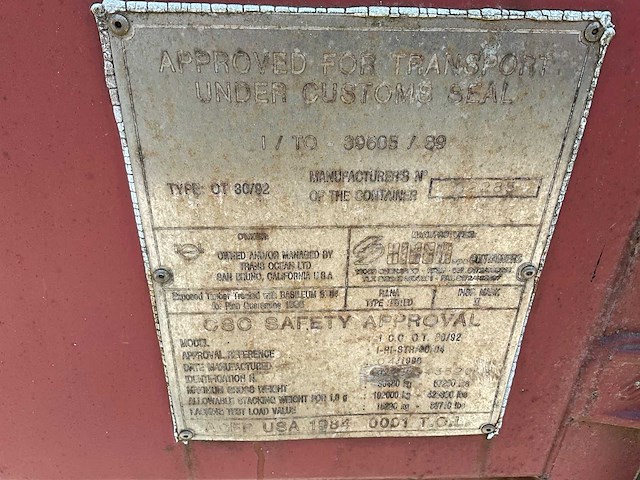Zeecontainermet divers boorgereedschap "plumbing /x-overs" - afbeelding 5 van  9