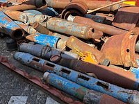 Zeecontainermet divers boorgereedschap "plumbing /x-overs" - afbeelding 10 van  11