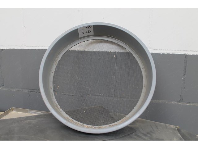 Zeef super prof met doorsnede 47,5 cm. - afbeelding 1 van  2