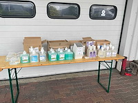 Zeep dispenser + zeep benodigdheden - afbeelding 1 van  9