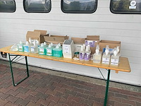 Zeep dispenser + zeep benodigdheden - afbeelding 2 van  9