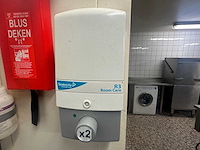 Zeepdispenser en 2 papierdispensers - afbeelding 2 van  4