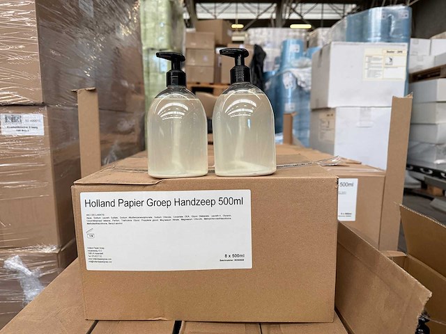 Zeepflacon transparant met zwarte pomp 500 ml witte lotion zeep (96x) - afbeelding 2 van  5