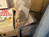 Zeer grote partij disposable - afbeelding 20 van  57