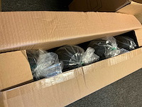 Zeer grote partij disposable - afbeelding 27 van  57