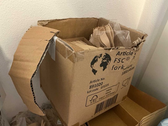 Zeer grote partij disposable - afbeelding 18 van  56