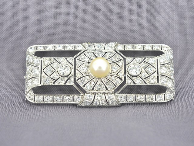 Zeer hoog waardige art-deco broche met diamanten - afbeelding 1 van  10