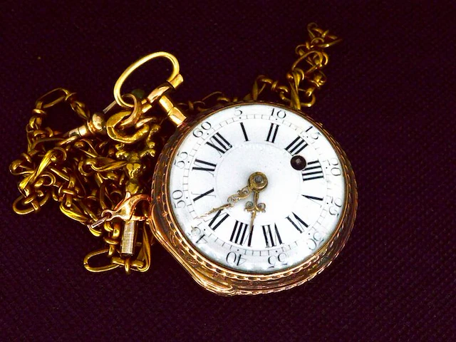 Zeer zeldzaam driekleurig gouden zakhorloge - afbeelding 11 van  14