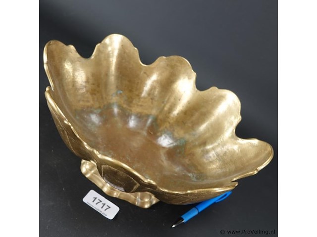Zeer zware oude bloemvormige schaal - afbeelding 2 van  5