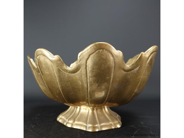 Zeer zware oude bloemvormige schaal - afbeelding 4 van  5